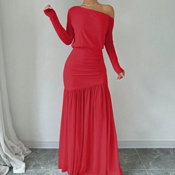 Dresses & Skirts - Red Elegant Women's Asymmetric Neck Pleated Long Sleeve maxi Dress